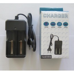 CARICABATTERIE PER BATTERIE...